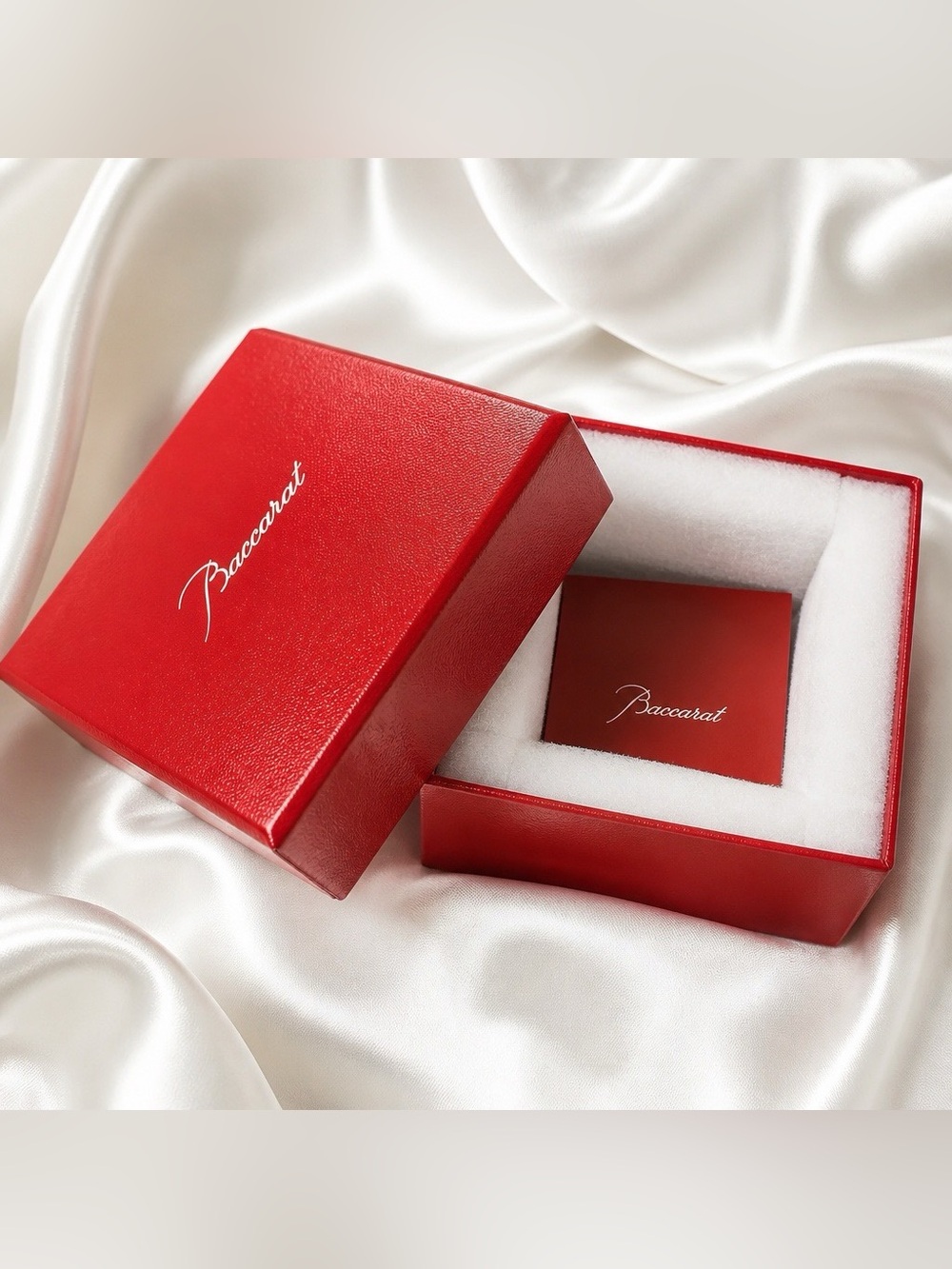 Baccarat Red Box with Script Logo - Picture 2 of 15